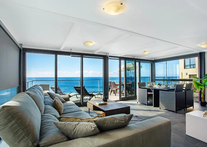 The Wave House - Seaside Haven *