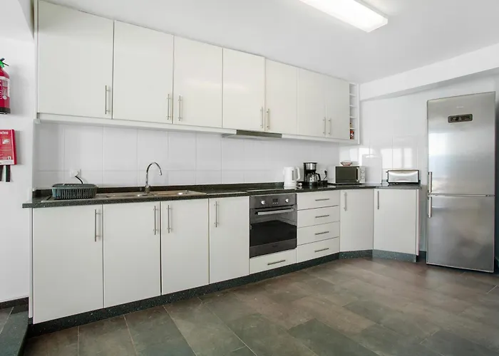 The Wave House - Seaside Haven Lägenhet