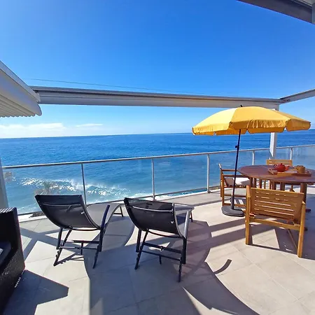 The Wave House - Seaside Haven 자르딤 도 마르