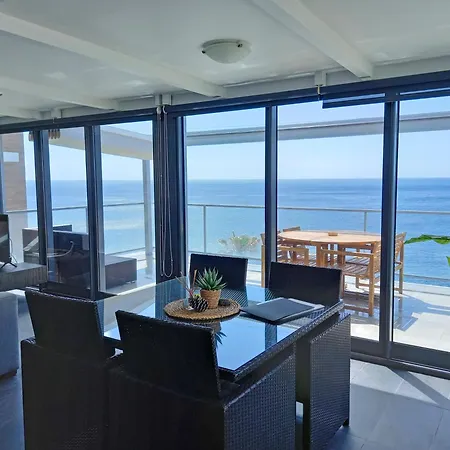 The Wave House - Seaside Haven Apartament
