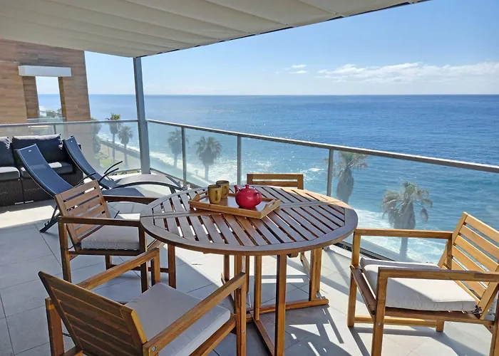 The Wave House - Seaside Haven