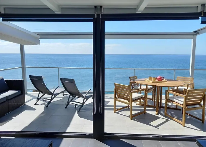 The Wave House - Seaside Haven 자르딤 도 마르